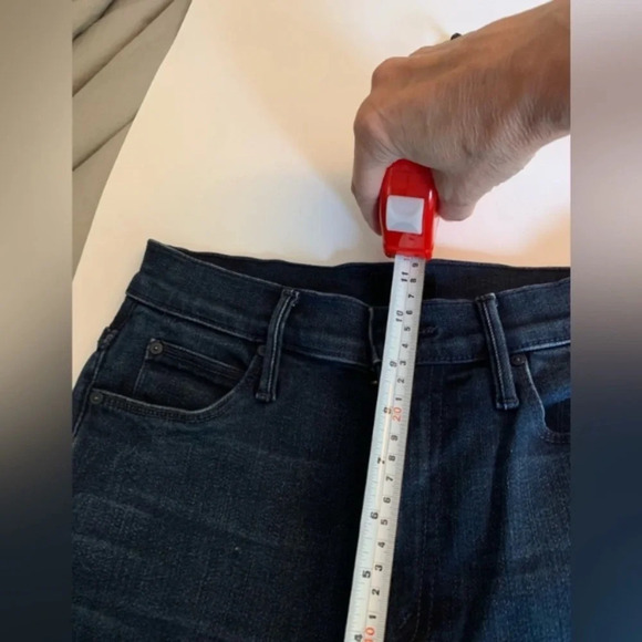 Mother - Stunner Zip Ankle
Fray color is called a trip down memory lane. Size 25 - Picture 13 of 14